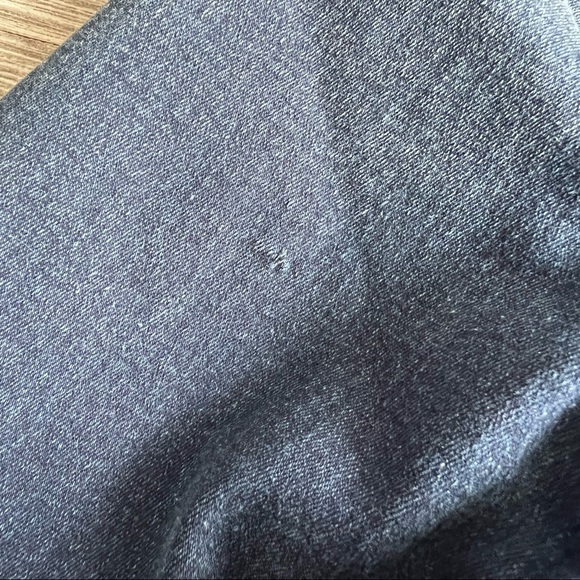 LIKE NEW! Guess Blue Denim Jacket with Gold Hardware - Picture 7 of 9